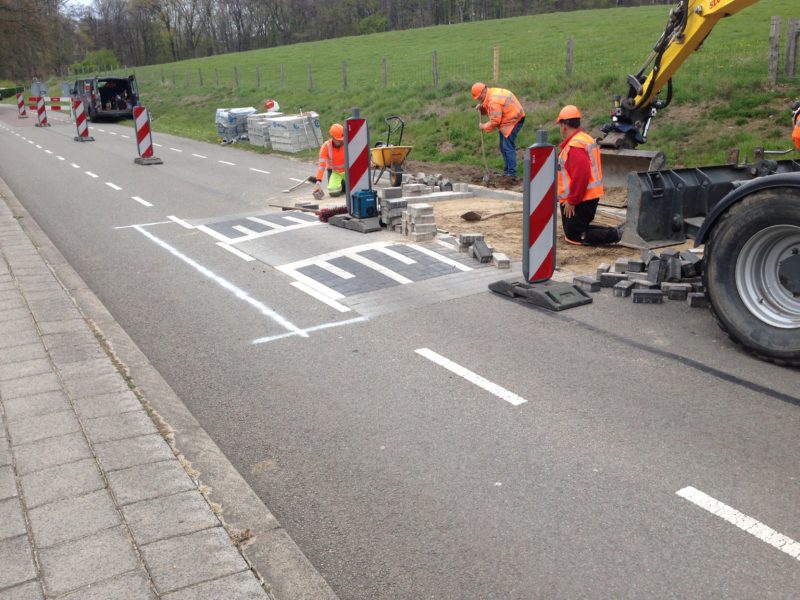 Verkeersveiligheid Bosweg / Ontwikkelingen snelheidsremmende maatregelen Verkeersveiligheid Bosweg / Ontwikkelingen snelheidsremmende maatregelen