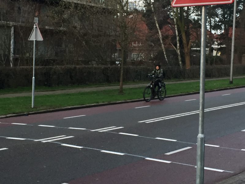 Veiliger oversteek Thomas á Kempislaan bij Koepad gerealiseerd ! Veiliger oversteek Thomas á Kempislaan bij Koepad gerealiseerd !